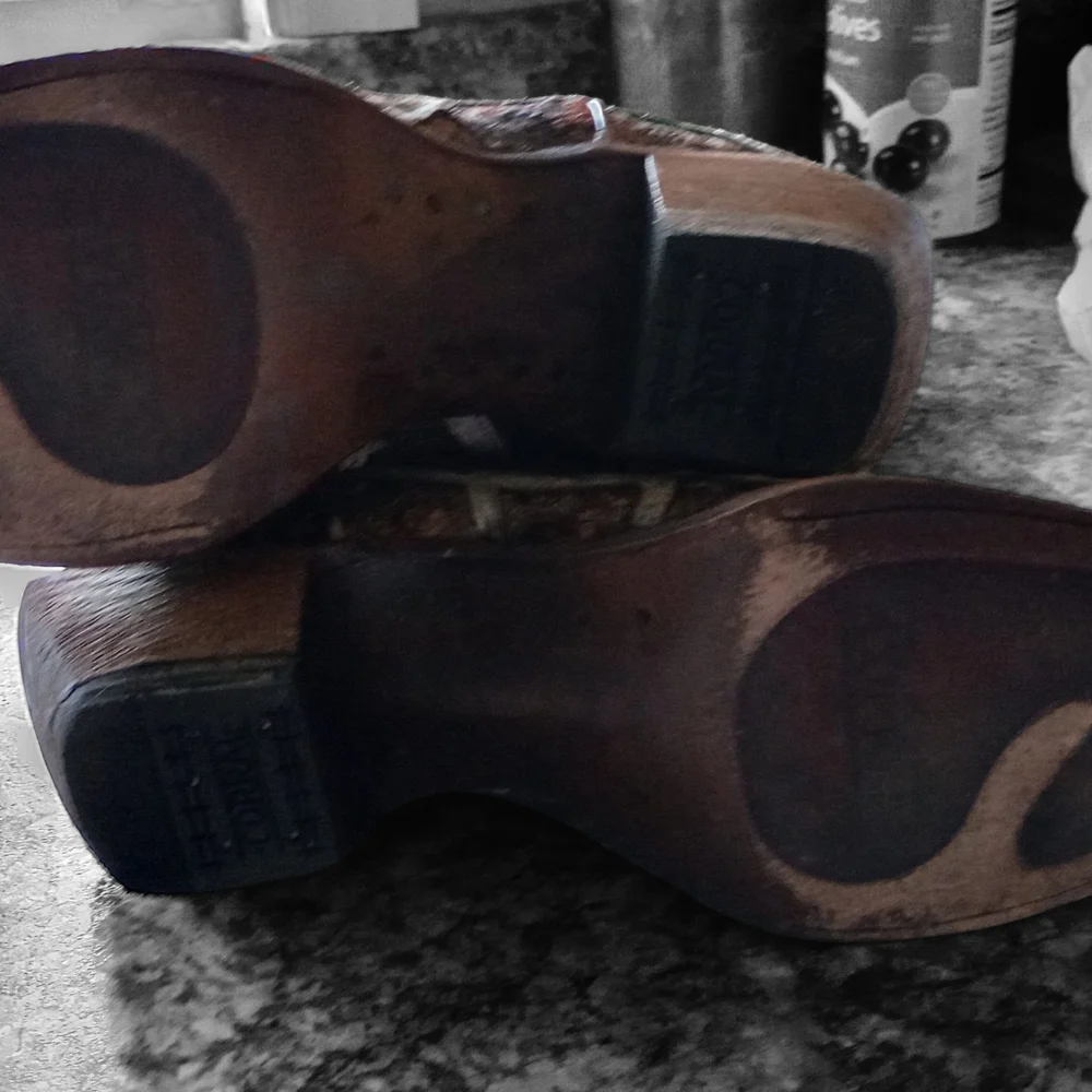 Corral Turquoise Handcrafted Boots - Picture 3 of 6